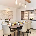 Picasso By The Sea Luxurious Design House Sea View Old For 6 * Antibes