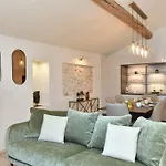 Вилла Picasso By The Sea Luxurious Design House Sea View Old For 6 Антиб