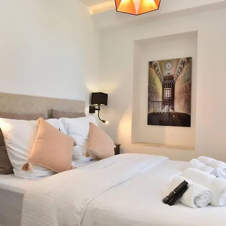 Вилла Picasso By The Sea Luxurious Design House Sea View Old For 6 *