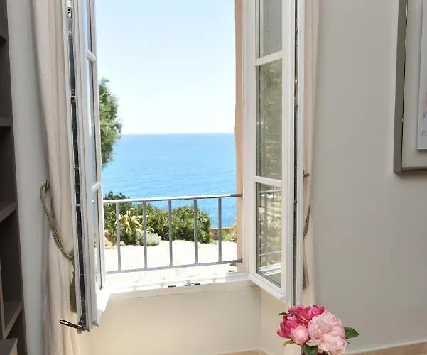 Picasso By The Sea Luxurious Design House Sea View Old For 6 * Antibes