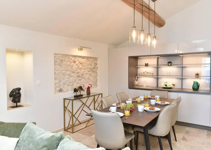 Picasso By The Sea Luxurious Design House Sea View Old For 6 Αντίμπ