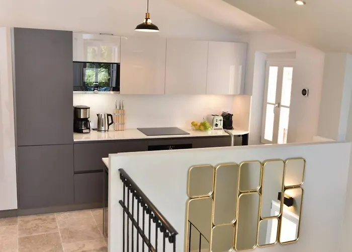 Picasso By The Sea Luxurious Design House Sea View Old For 6 Antibes